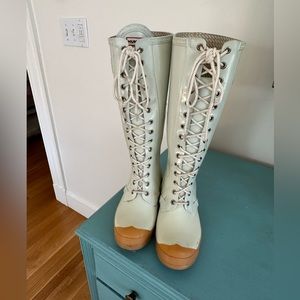 White hunter lace up boots